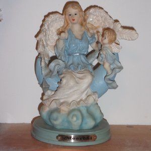 Meerchi Vintage Angel with Sparkly Wings and Baby Polyresin Figurine Decor